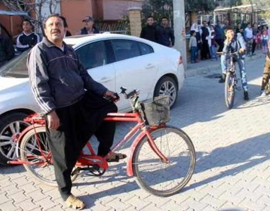 Dakikalarca izleyip telefona kaydettiler - Resim: 4