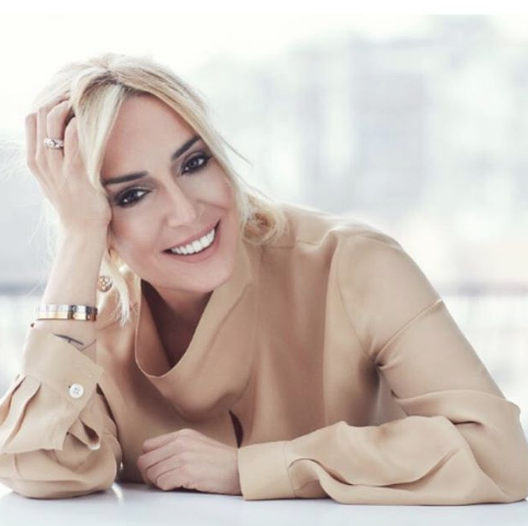 Saba Tümer'dan itiraf: Bir anda göğüslerime yapıştı, çığlık attım - Resim: 4