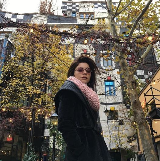 Merve Boluğur apar topar hastaneye kaldırıldı 43 kiloya düşmüştü... - Resim: 2