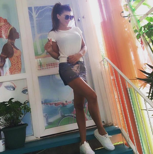 Hatice amacına ulaştı seksi pozların karşılığını aldı! - Resim: 4