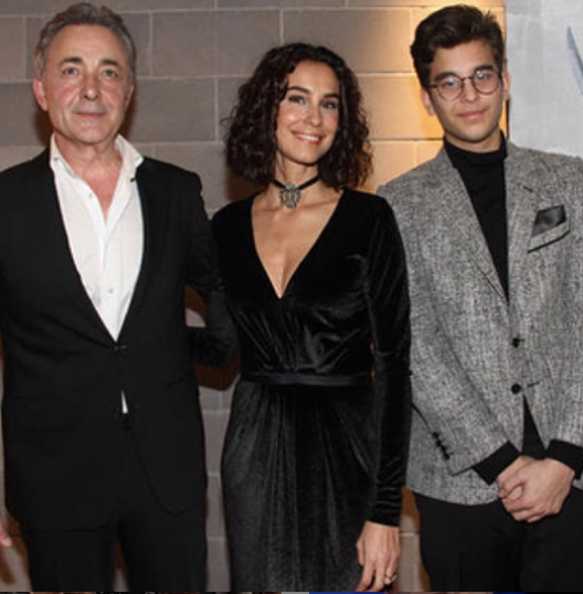 'Tütsü By Düvee' neyin nesi? Mehmet Aslantuğ topraktan çıkardığını satacak - Resim: 2