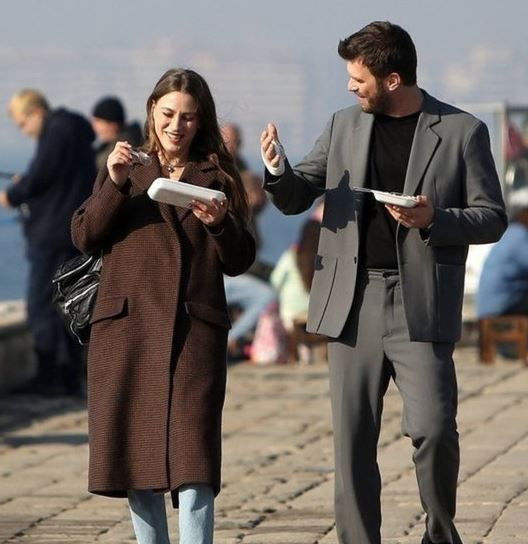 Aile dizisinin setinde kaza! Detaylar ortaya çıktı meğer patlama olmuş! Nejat İşler, Canan Ergüder... - Resim: 1