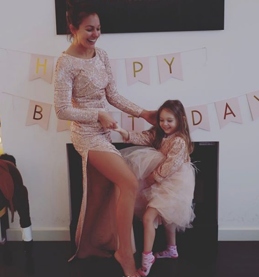 Meryem Uzerli kızını paylaştı herkes şaşkına döndü - Resim: 3