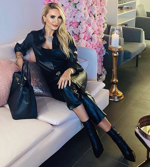 Rüştü Rençber'e Covid-19'u karantinaya uymayan eşi mi bulaştırdı Barcelona paylaştı - Resim: 3