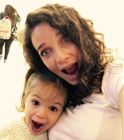 Çocuklar Duymasın Duygu'nun son hali şaşırttı! Çoluk çocuğa karışmış - Resim: 2