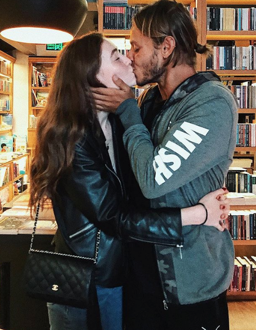 Survivor'da ödülü kaptı sevgilisiyle dudak dudağa poz verdi - Resim: 1