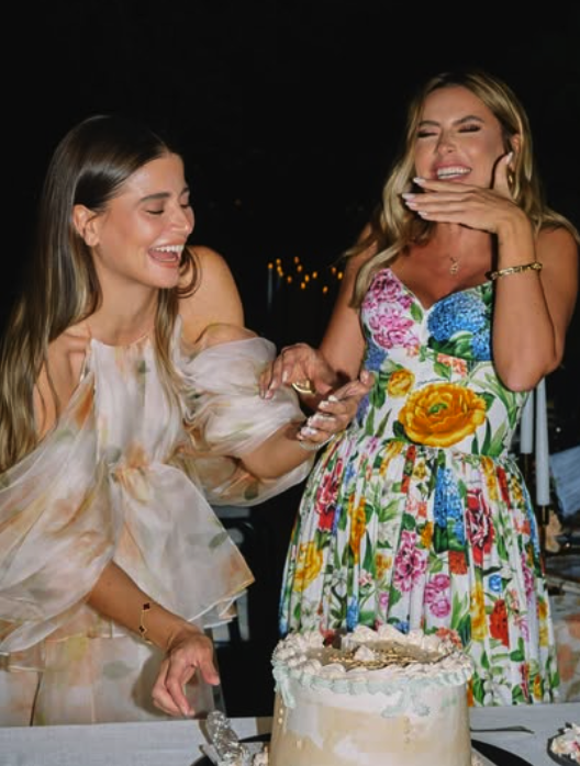 Hadise bu sefer Paris sokaklarını salladı! O hallerine bakanlar bir daha baktı - Resim: 3