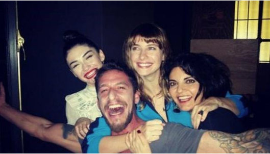 Elimi Bırakma dizisinin Azra'sı Alina Boz ile Sezen Aksu'nun oğlundan aşk pozu! - Resim: 4