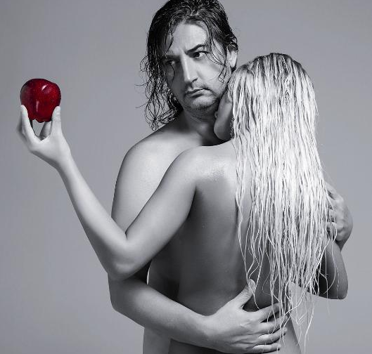 Çelik yine soyundu! - Resim: 1