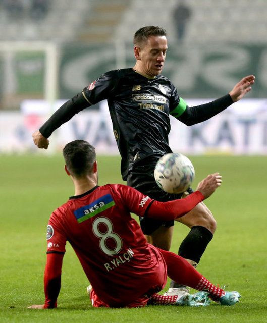 Amir Hadziahmetovic bugün Beşiktaş'a imzayı atacak Cumartesi direk ilk 11'de sahaya çıkacak - Resim: 4