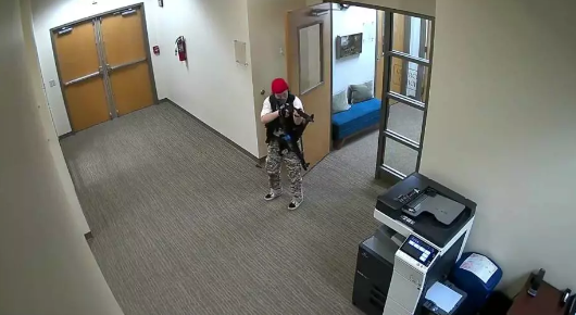 ABD'de mezun olduğu okula silahla saldıran kadın 3'ü çocuk 6 kişiyi öldürdü! - Resim: 4