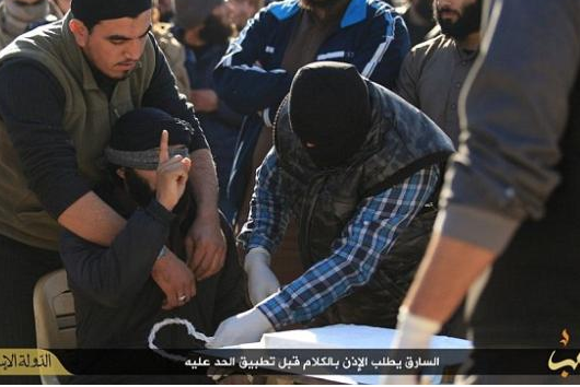 IŞİD porno izledi diye parmağını kesti - Resim: 1