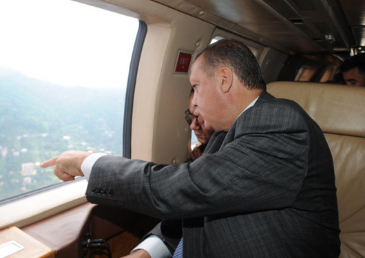 Erdoğan çizmeyi çekip dert dinledi - Resim: 2