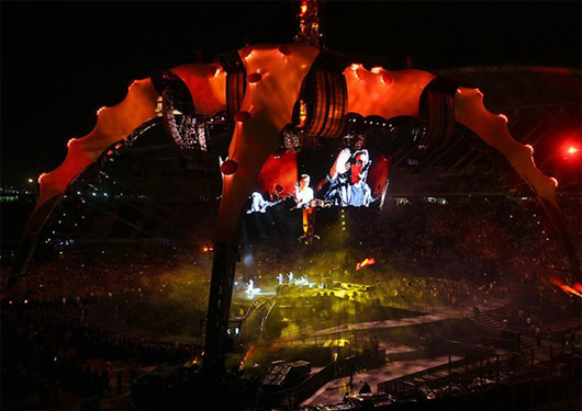 U2 konserinde bakan yuhalandı - Resim: 1