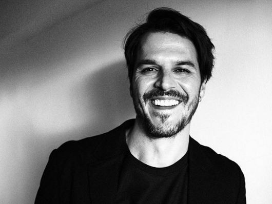 Fi dizisi olay yarattı Mehmet Günsür'den öpüşme rekoru! - Resim: 1