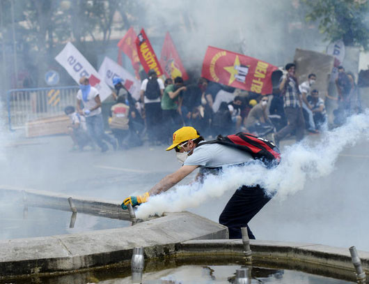 Türkiye'yi sallayan eylem fotoğrafları - Resim: 4