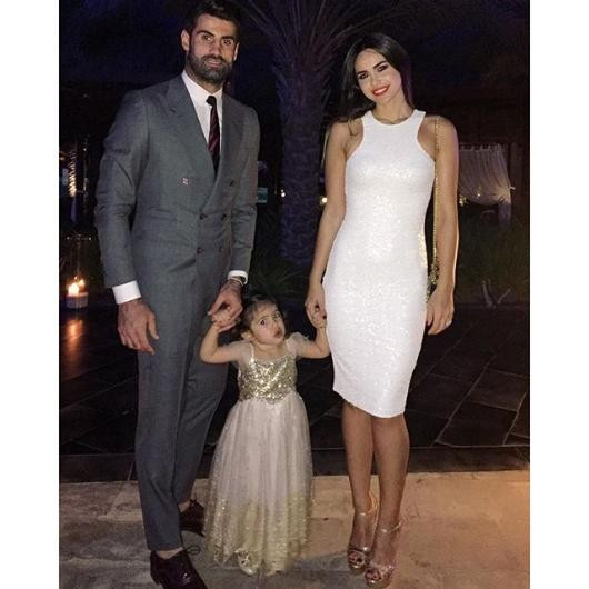 Ünlülerden yılbaşı paylaşımları - Resim: 4