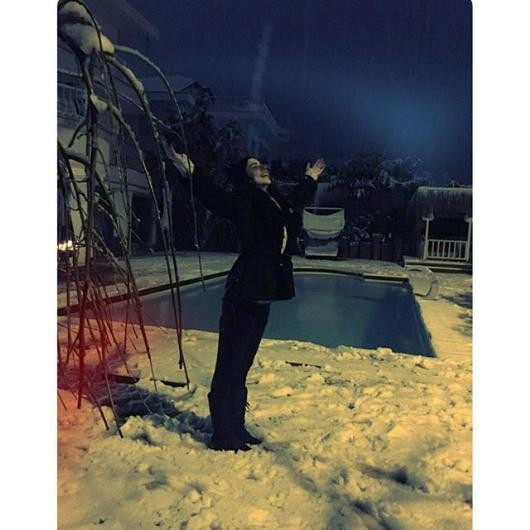 Instagram'da ünlülerin kar fotoğrafları - Resim: 4