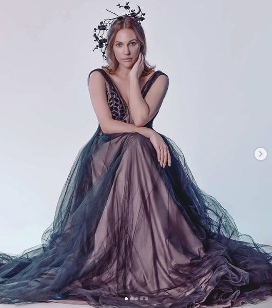 Yeni doğum yapan Meryem Uzerli kızlarıyla pozlarını paylaştı ortalık yıkıldı - Resim: 1