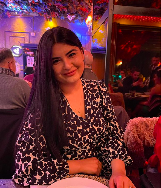 Mini etek, mayo derken şimdi de deri taytıyla gündemde! Hanife'nin tarzı yine dile düştü - Resim: 2