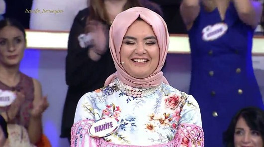 Gelin Adayı Hanife yine yalnız kaldı - Resim: 4