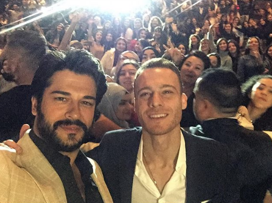 Burak Özçivit fena çakıldı hayalleri altüst oldu! - Resim: 2
