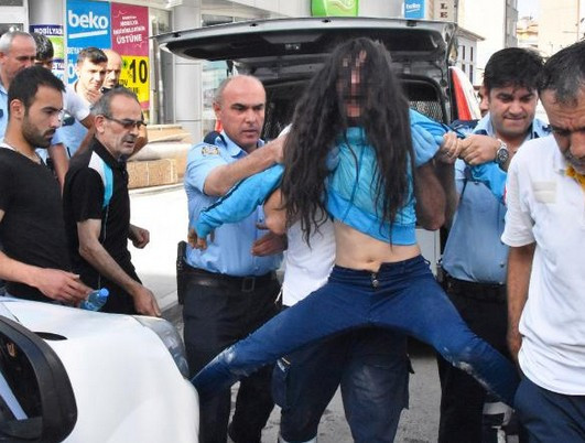 Resmen çıldırdı ortalığı ayağa kaldırdı nedenine bakın! - Resim: 1