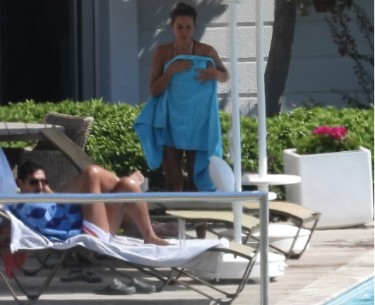 Demet Özdemir Kaan Yıldırım'la havuzda yakalandı aşkları ortaya çıktı - Resim: 4