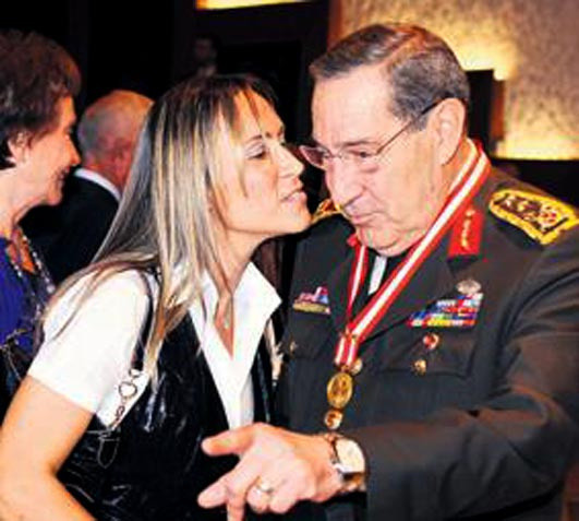 Yaşar Büyükanıt kimdir ölüm sebebi ne eşi ve kızı kimdir? - Resim: 2