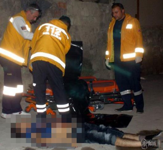 Sokak ortasında böyle infaz ettiler - Resim: 1