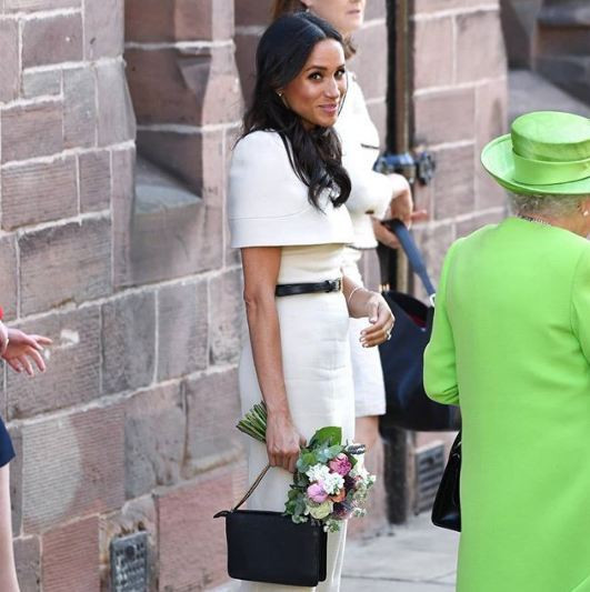 Meghan Markle İngiltere'yi ikiye böldü 'Tamamen sahte!' - Resim: 3