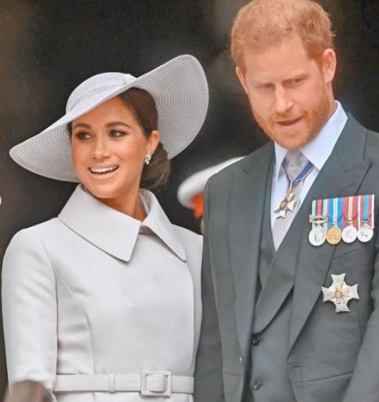 Prens Harry ve Meghan Markle çiftinden iki yıl sonra "Platin" dönüşü! - Resim: 1