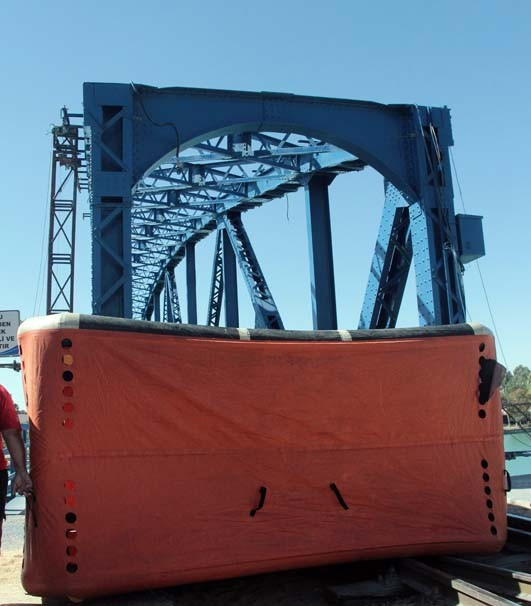 İntihar manzaralı düğün fotoğrafı - Resim: 4