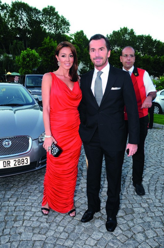 Ayaklarını öpüyordu şimdi yollarını ayırıyorlar - Resim: 4