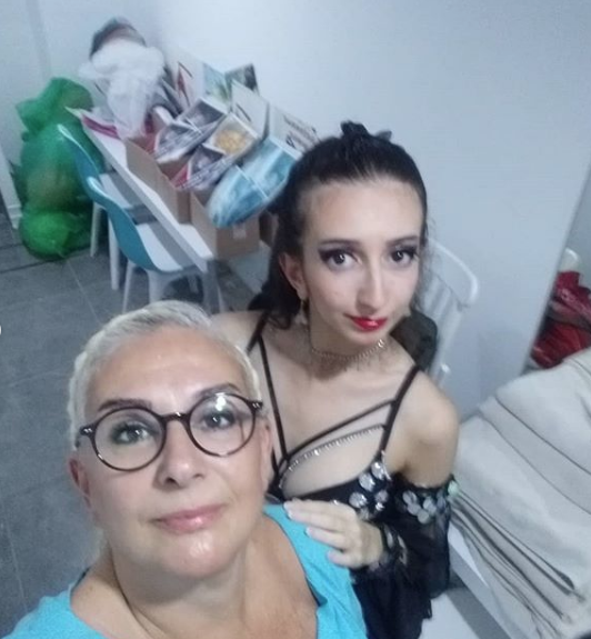 Zeynep annesinin mesleğini seçti Burçin Orhon ve Süheyl Uygur'ın kızları bakın ne yapıyor - Resim: 3