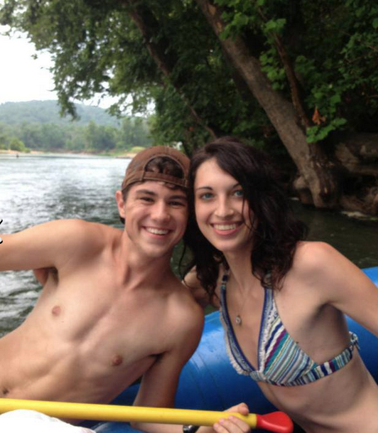 Cinsiyet değiştirip sevgili oldular - Resim: 4