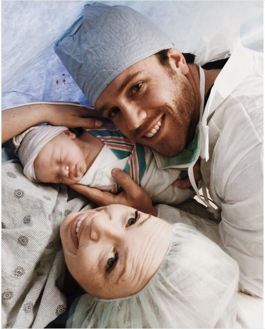 Annesinin sesini ilk kez duydu bebeğin verdiği tepkiye bakın - Resim: 1