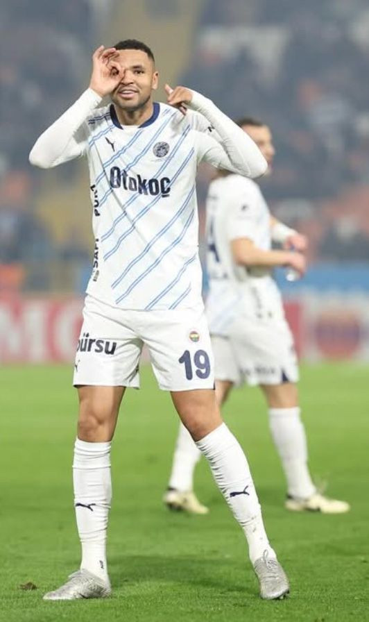 'Kara liste' detayı! Fenerbahçe'de Mourinho'nun En-Nesyri'yi neden oynatmadığı belli oldu - Resim: 3