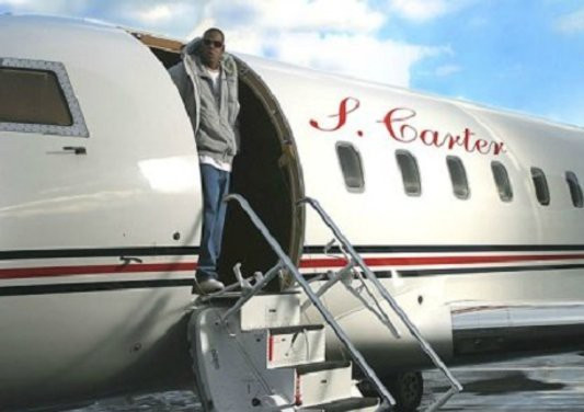 Ünlülerin parmak ısırtan özel uçakları - Resim: 1