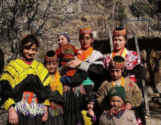 Bu toplumda kadınlar erkeklere başlık ödüyor - Resim: 4