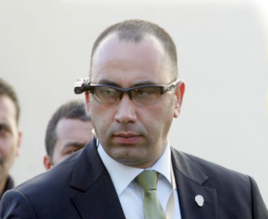 Cumhurbaşkanı Gül'ün ekibinde ilk! - Resim: 1