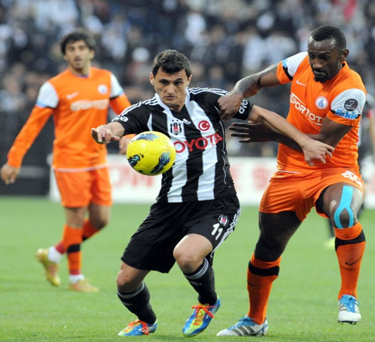 İnönü'de zorlu karşılaşma - Resim: 4