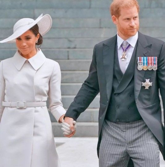 Prens Harry ve Meghan Markle çiftinden iki yıl sonra "Platin" dönüşü! - Resim: 3