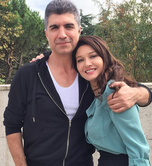 Nurgül Yeşilçay sıfır makyajlı gören tanıyamıyor - Resim: 1