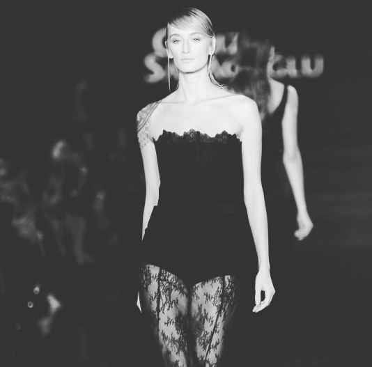 Didem Soydan’ın yeni aşkına bakın orada yakalandı! - Resim: 4