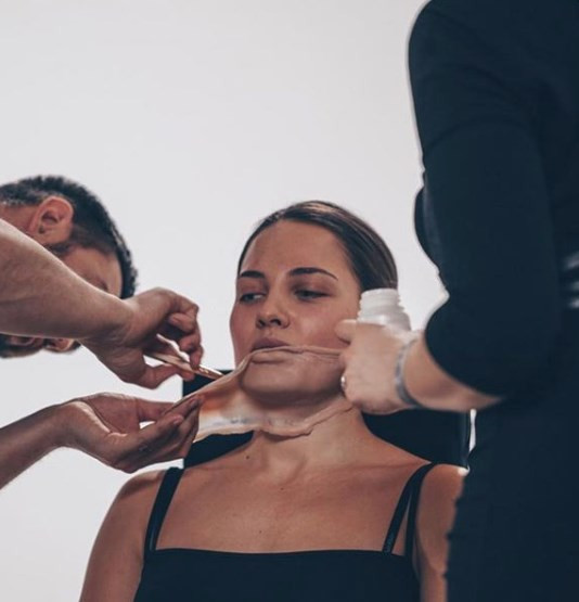 Rus sporcu Angelina Jolie’den rol çaldı - Resim: 4