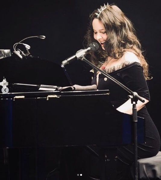 Ağır makyaj rafa kalktı Şebnem Ferah en doğal haliyle paylaştı yorum yağdı - Resim: 2