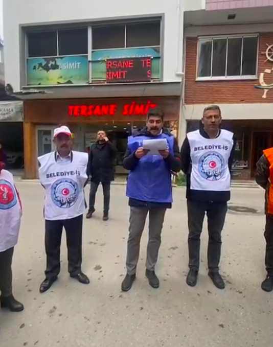 Gezi Parkı sloganları 1 Mayıs'ı karıştırdı Türk-İş kortejden ayrıydı - Resim: 3