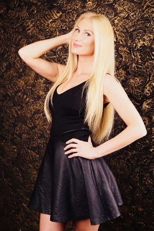 Elleri kelepçeli, başına poşet geçirilmiş halde bulundu! Ukraynalı mankenin ölümünde yeni gelişme - Resim: 0