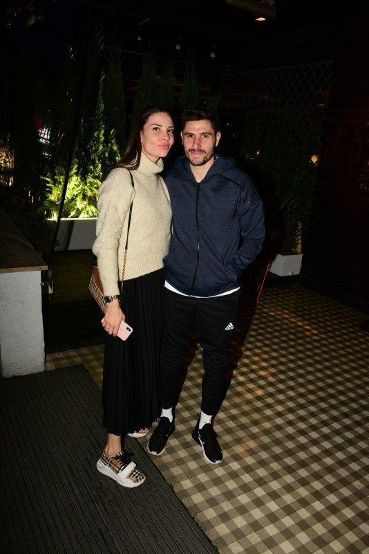 Falcıya inandı ünlü futbolcuyu boşuyor! Özer Hurmacı ile eşi yeniden mahkemelik - Resim: 2